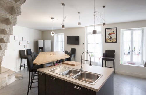 Eyragues House | Quiet home in the heart of the Alpilles with private pool