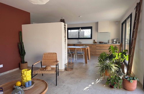 Sommieres Villa | Quiet villa with pool