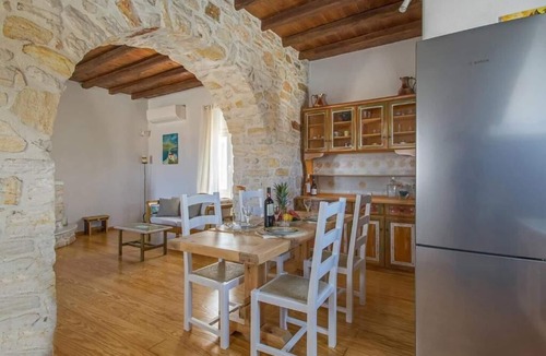 Naousa Villa | QUITE VILLA WITH AMAZING VIEW