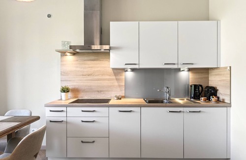 Montioni Apartment | Regarda - Apartment Cuore del Garda with swimming pool and terrace