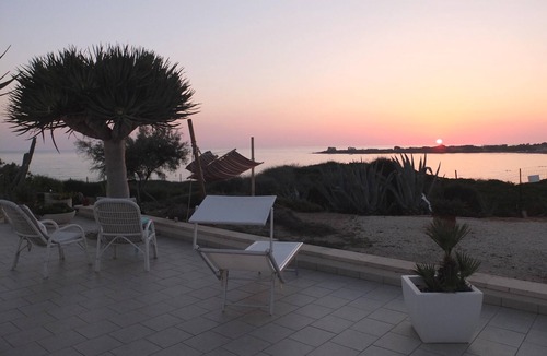 Punta Braccetto Villa | Scalambri Apartment + Annex in front of the sea