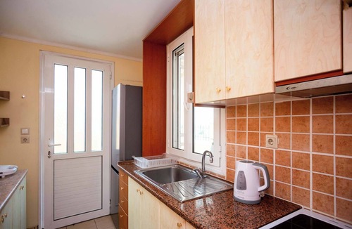 Lixouri House | Spacious 2 Bd Detached House in Kefalonia w Patio