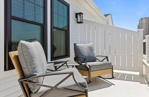 Ventnor City House | Spacious Newly Built Townhouse 2 blocks to Beach
