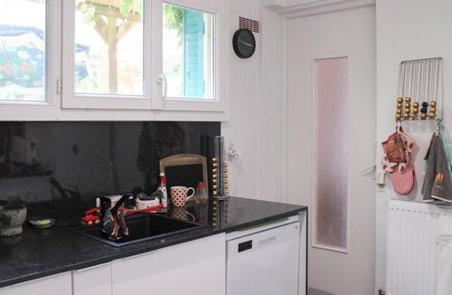 Saint-Denis House | Spacious, quiet house with pretty garden