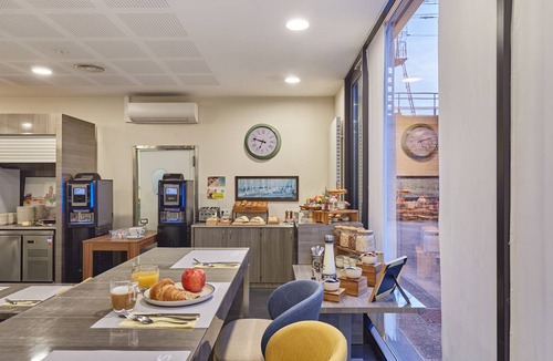 Perrache Apartment | Studio Cosy pour 2 avec Kitchenette | TV