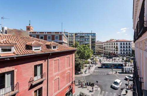 Vista Alegre Apartment | Studio with Wifi and A/C | Centro Sol & Gran Vía