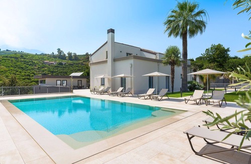 Mascali Villa | Stunning private villa for 11 guests with WIFI, A/C, private pool, TV, terrace and panoramic view