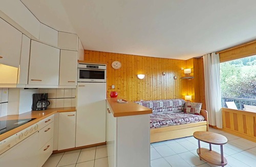 Le Chinaillon Apartment | Sunny 1BR Apartment, Sleeps 4 – Center of Chinaillon, Ski-In/Ski-Out, Stunning Views