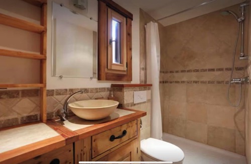 Les Bossons Apartment | Superb 2-bedroom apartment in phenomenal Chamonix-Mont-Blanc near hiking trails