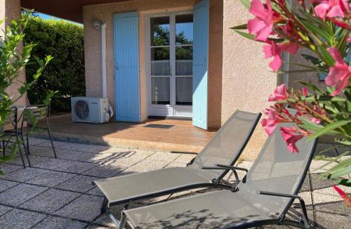 Greoux-les-Bains Apartment | T2 Classé 2* calme au coeur du village provençale
