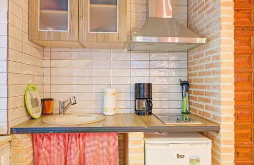 Galapagar Cottage | Tranquil Garden Hideaway