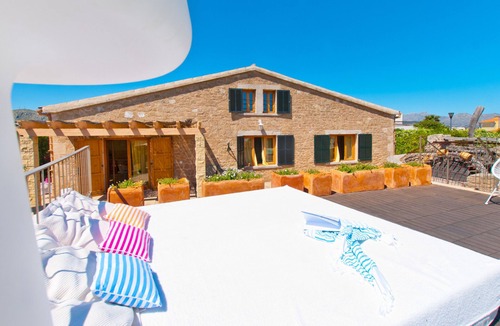 Es Bacares Villa | V. Barcares Petit, villa for 6 with pool and close