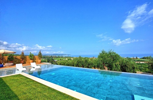 Almiros Beach Villa | Villa Acropolitana – Luxury Corfu vacation villa rental with pool and sweeping views