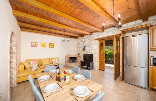 Vasilikos Villa | Villa Aloni - Three Bedroom Villa, Sleeps 6