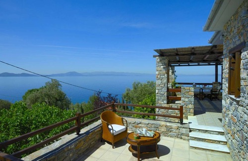 Lefokastron Villa | Villa Anthyllion in Lefokastro # apartment Pansedes