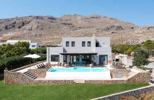 Lindos Villa | Villa Athena Lindos - 6 Bedroom Villa with Private Infinity Pool and Seaviews