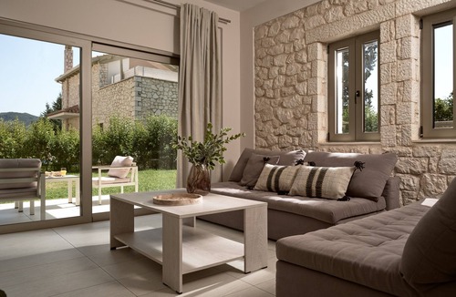 Vlicho Villa | Villa 'Avesta Private Villas - Kallisto' with Sea View, Private Pool and Air Conditioning