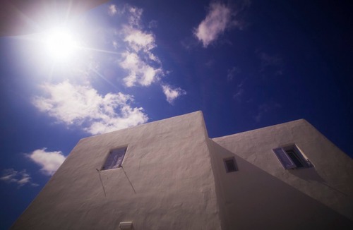 Koufonisia Apartment | Villa 'Bridal Suite Lefkippi' with Private Terrace, Wi-Fi and Air Conditioning