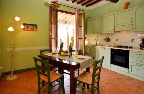 Certaldo Villa | VILLA CASALE IL BOSCHETTO - JACUZZI & FITNESS & PLAYGROUND OPEN AIR