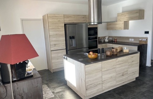 La Crau Villa | Villa Contemporaine Dans Lotissement au Grand Confort 8 Personnes