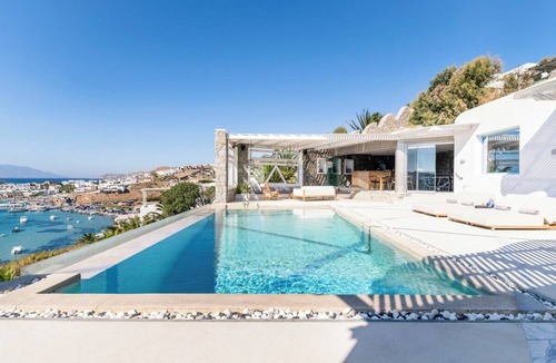 Ornos Villa | Villa Dame Sea view terrace villa 5 bdrms, WiFi, A/C in enchanting Mykonos