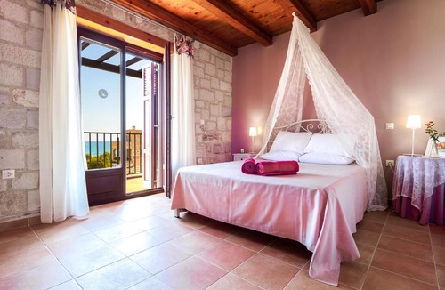 Rapaniana Villa | Villa Emerald