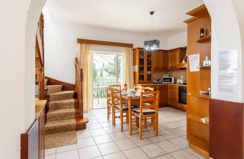 Nisaki Villa | Villa Evie - Three Bedroom Villa, Sleeps 5