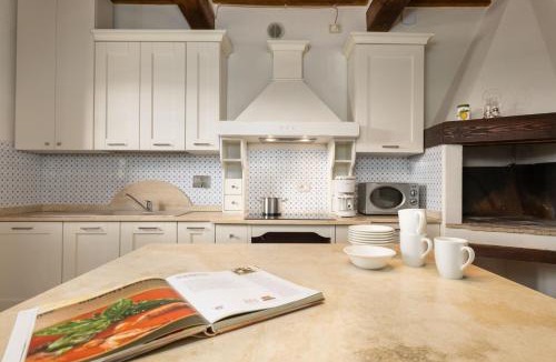 San Gimignano Villa | Villa Il Caggio by PosarelliVillas