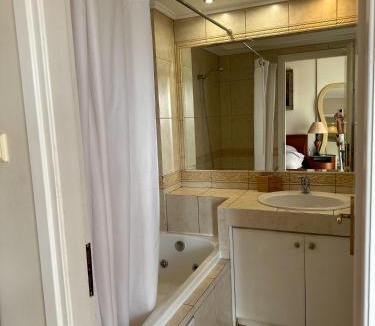 Voula Villa | Villa in Voula 5 mins from the Beach
