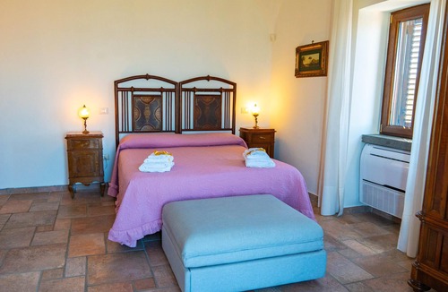 Lettere Villa | Villa La Quiete – Peaceful Hilltop Retreat with Vineyard and Vesuvius View