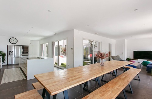 Beziers Villa | Villa "Le Golf St Thomas" with Private Terraces, Outdoor Pool, and Wi-Fi