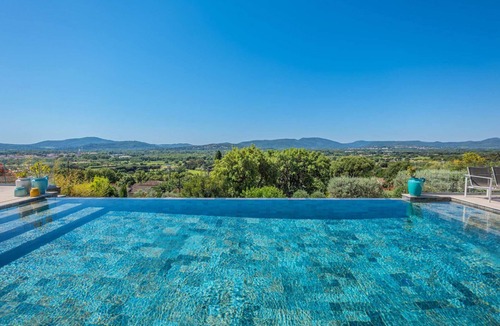 Les Restanques Villa | Villa Luxe Avec Piscine vue Paronamique de la Baie de St Tropez & Plages 10mns!