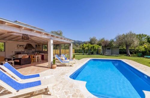 Roda Villa | Villa Marilisa by Villa Plus