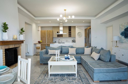 Atsipópoulon Apartment | Villa Mediterranean Oasis