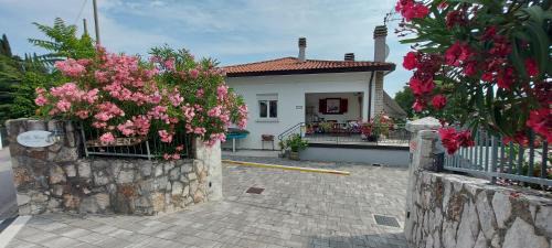 Duino Bed & Breakfast | Villa Mira Bed and Breakfast