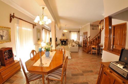 Lakones Villa | Villa Tango