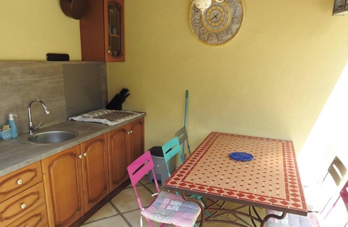 Ceyreste Villa | Villa with secure pool, beaches and Calanques, near Cassis (6 pers max)