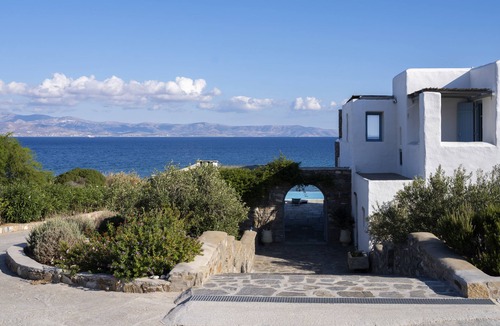 Paros Villa | Villa With Swimming Pool In Front Of Almost Private Beach