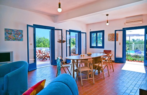 Fiskardo Villa | VILLA WITH TOTAL PRIVACY AND WALK DISTANCE TO THE BEACH AND FISKARDO CENTRE