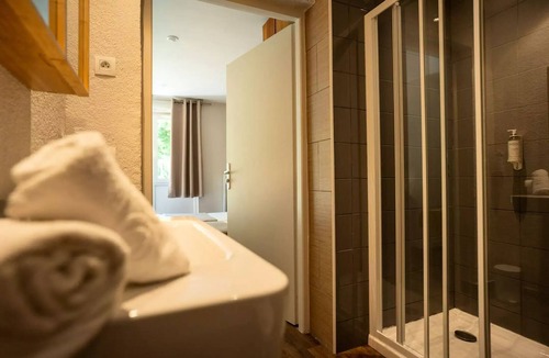 Saint-Jorioz Hotel | Village Club Le Pré du Lac* - Ternélia - Premium Double Room
