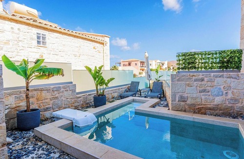 Panormos House | Zefyros Suite, Seafront Retreat