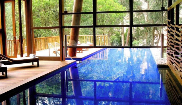 2 Stylish Rooms w/Balcony | Close to Machu Picchu Ruins | Free Parking | Pools