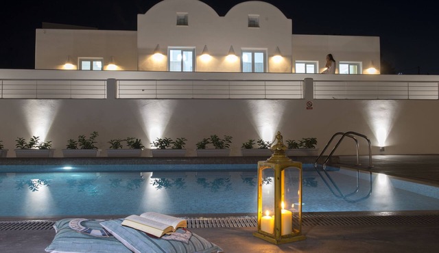 3 bedroom Luxury villa , 200m by famous Monolithos beach!