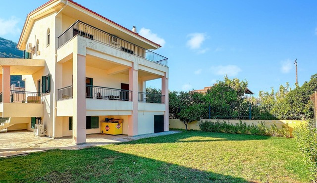 3 bedroom nice home in Xylokastro