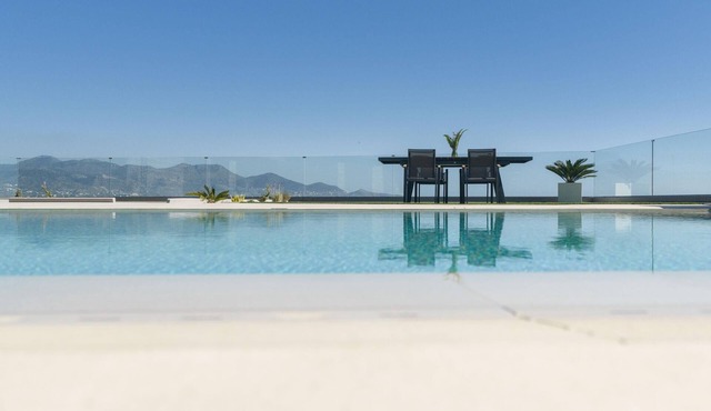 5 Bedroom Luxury Villa