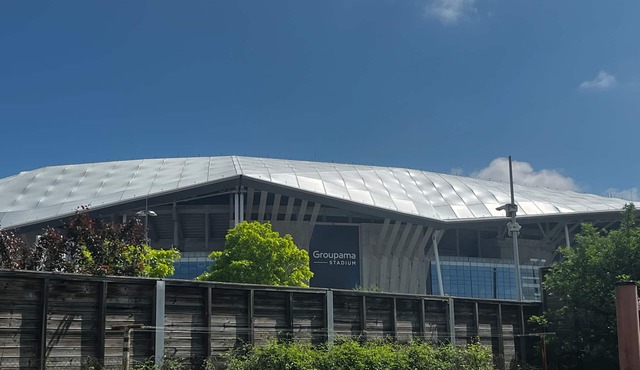 Accommodation near groupama stadium and LDLC arena 69150 Décines Charpieu in Décines-Charpieu