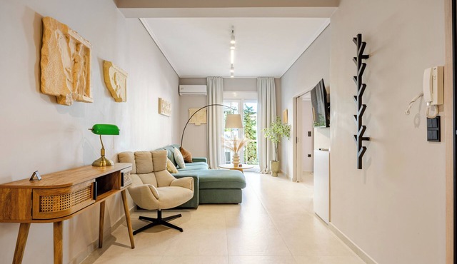 Acropolis Path - Elegant Apartment near Plaka