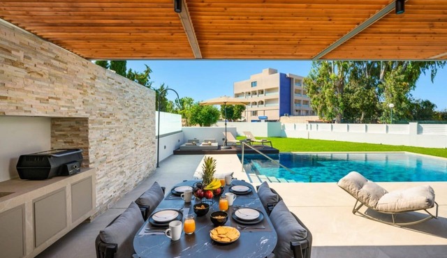 Alma Luxury Villas Dafni, Villa