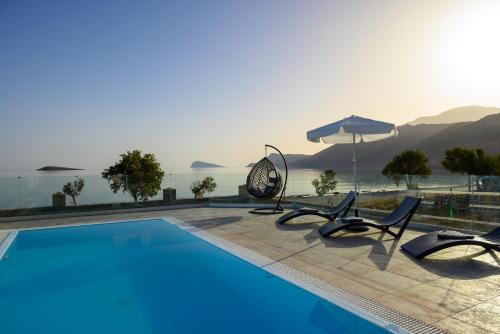 Almyriki Villas