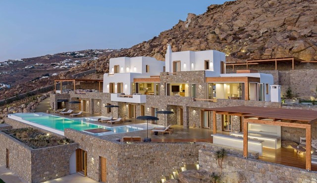 An Elevated Haven with Captivating Views of the Aegean